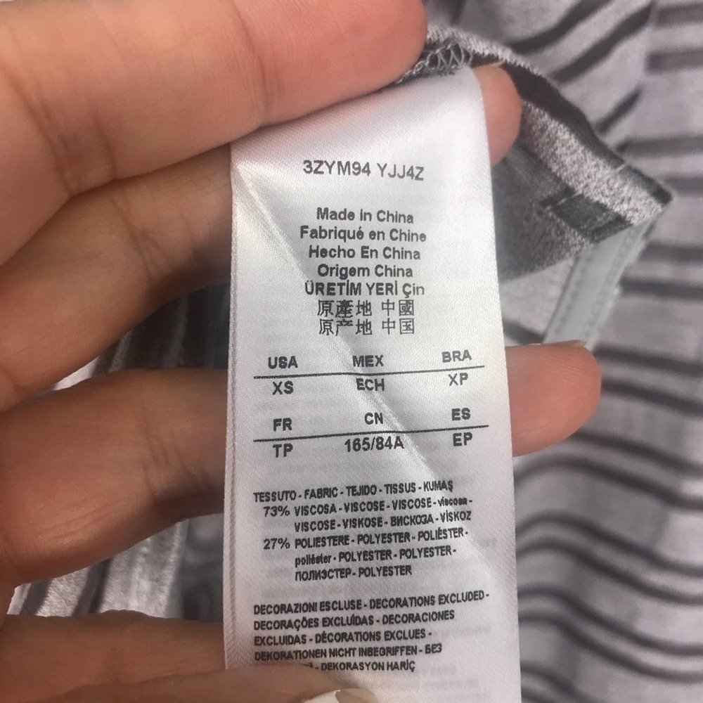 Armani Exchange NWT Grey Stripe Top - Picture 8 of 8
